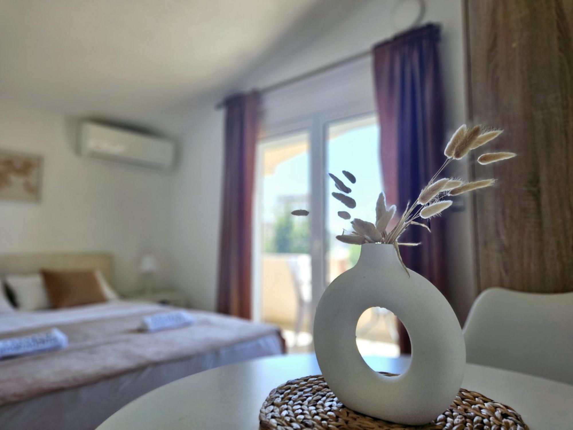 Jasmin Apartmani بار المظهر الخارجي الصورة